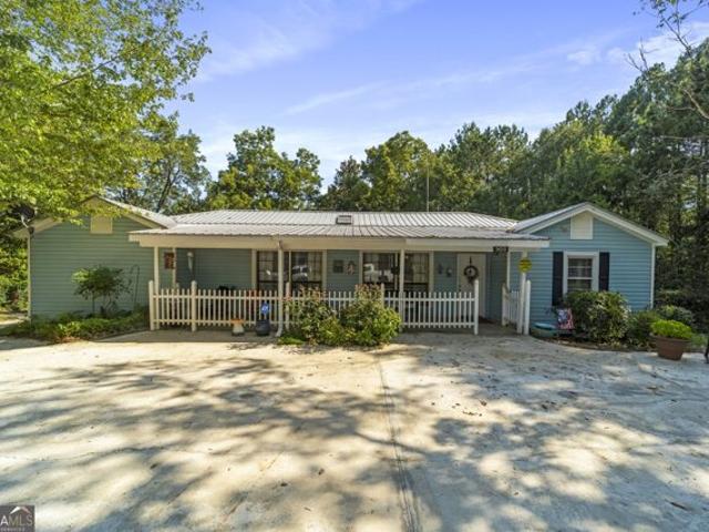 House for sale in Pine Mountain