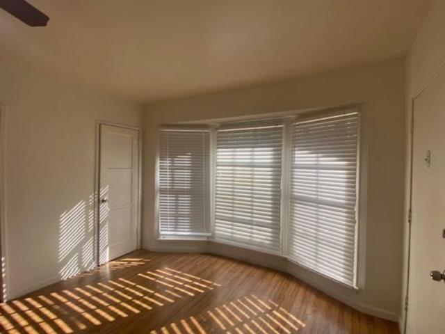 Apartment for rent in Canoga Park, California