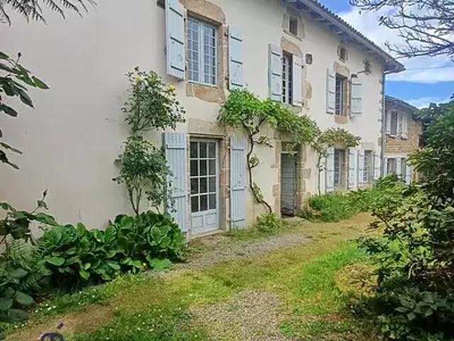 Maison vente à Rochechouart, Chéronnac