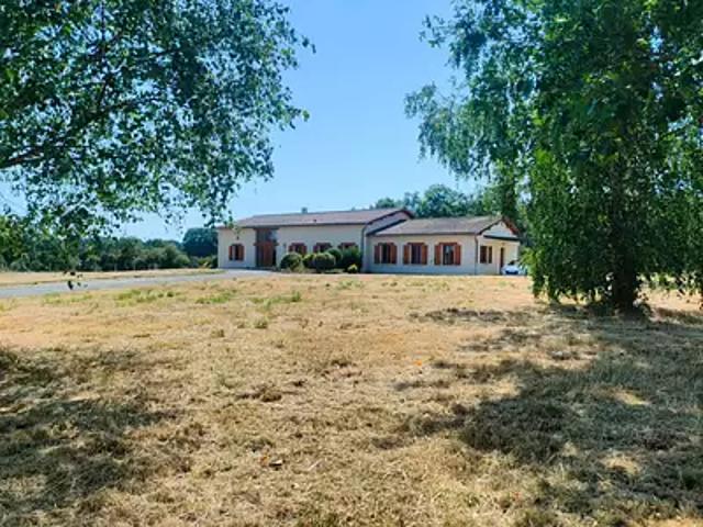 Maison vente à Rochechouart, Chéronnac