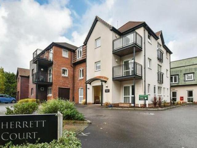 House for sale in Ferndown, Dorset
