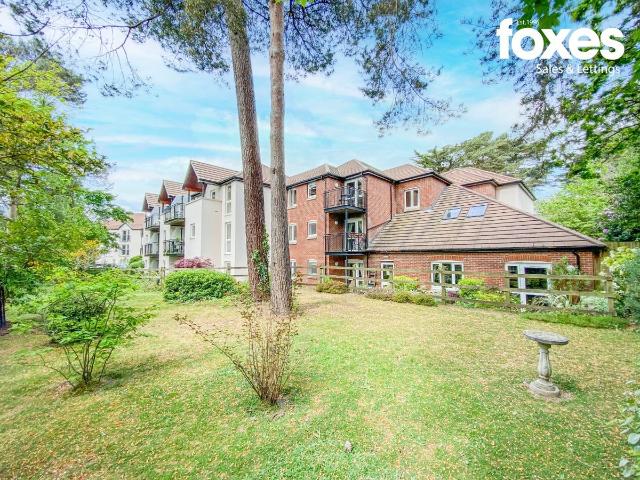 Apartment for rent in Tricketts Cross, Ferndown