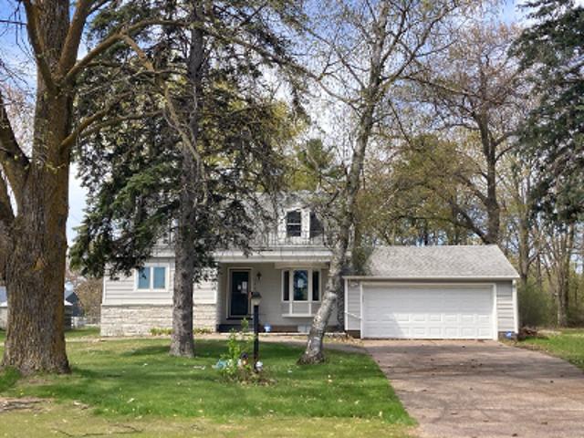 House for sale in Braham, Minnesota