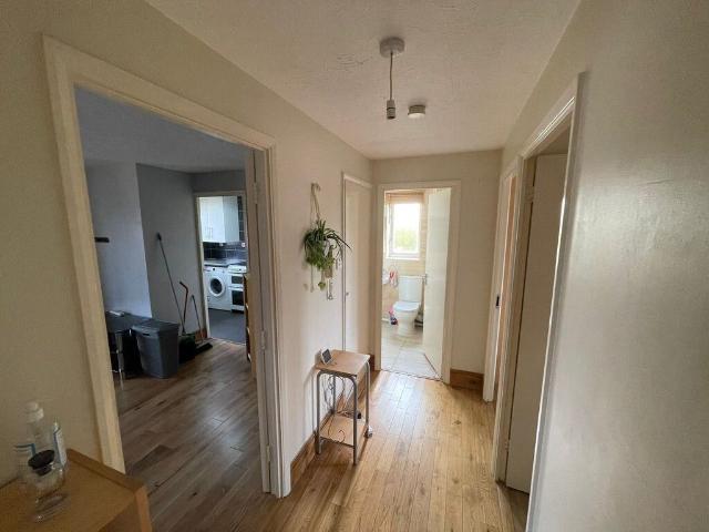 Apartment for rent in Bowes, Greater London