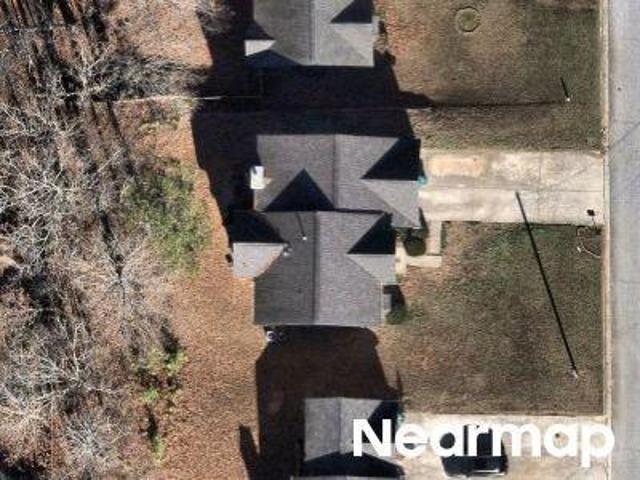 House for sale in Red Oak, Georgia