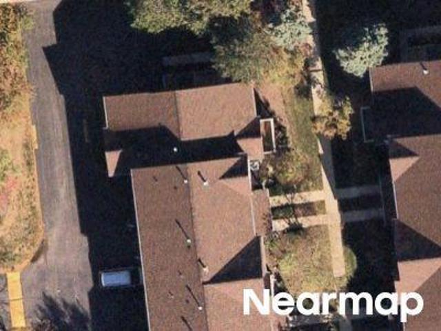 Townhouse for sale in Grayslake