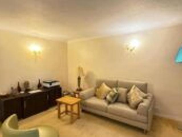 House for rent in Hatch End, Greater London