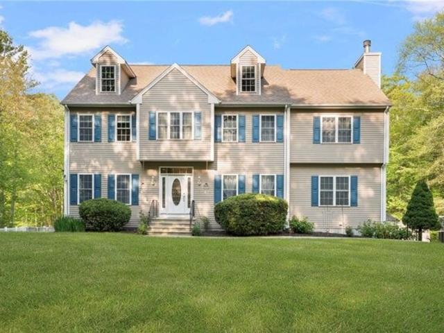 House for sale in Oakland, Rhode Island