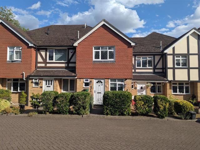 House for rent in Harrow Weald, Greater London