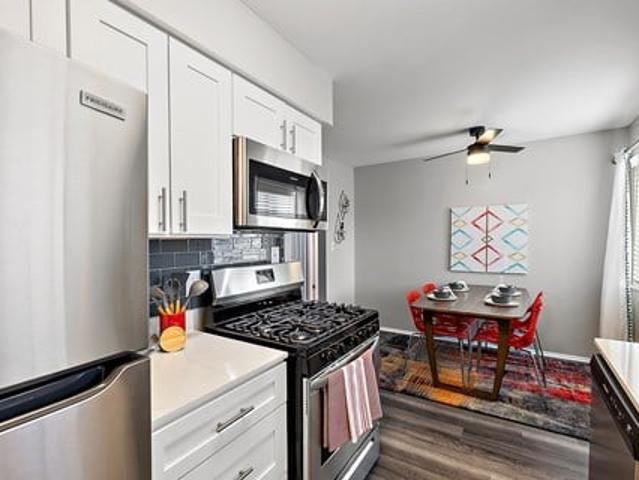 Apartment for rent in Dearborn Heights