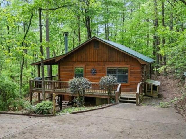 House for sale in Blue Ridge