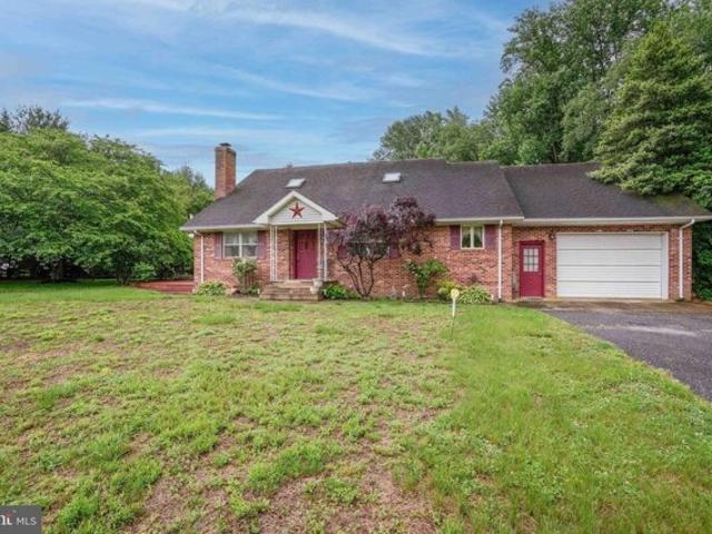 House for sale in Ridgely