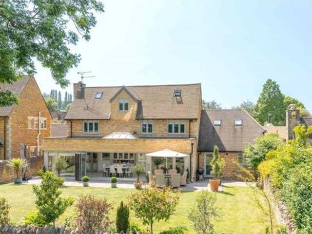 House for sale in Fossebridge, Gloucestershire
