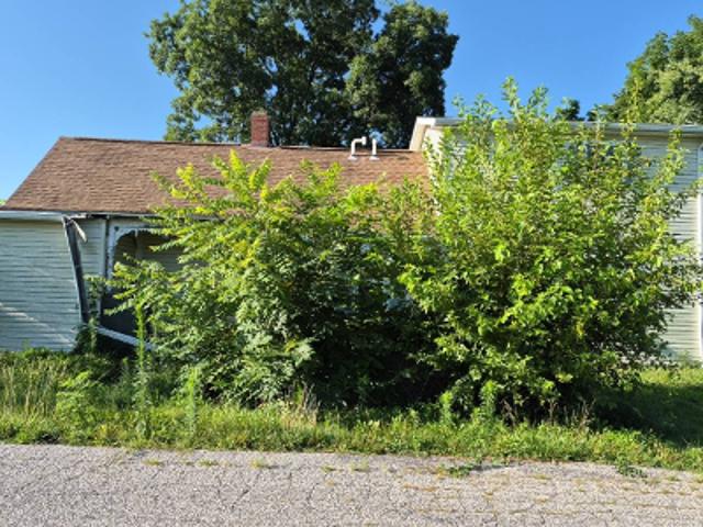 House for sale in Washington, Indiana