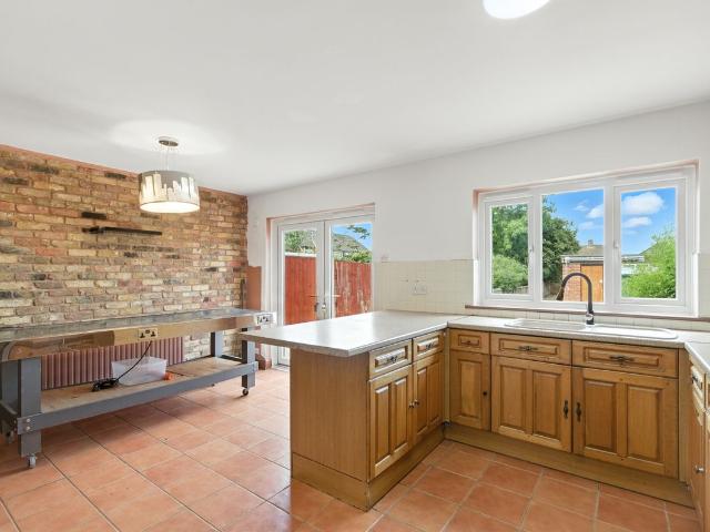House for rent in London Borough of Havering, Greater London