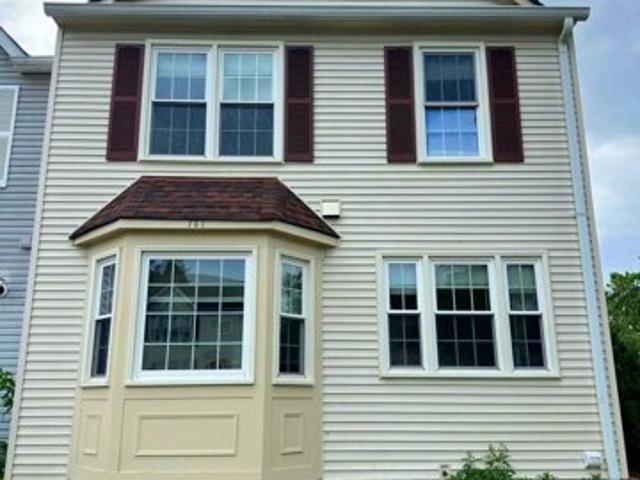 House for sale in Warrenton