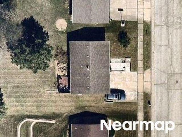 House for sale in Waukesha