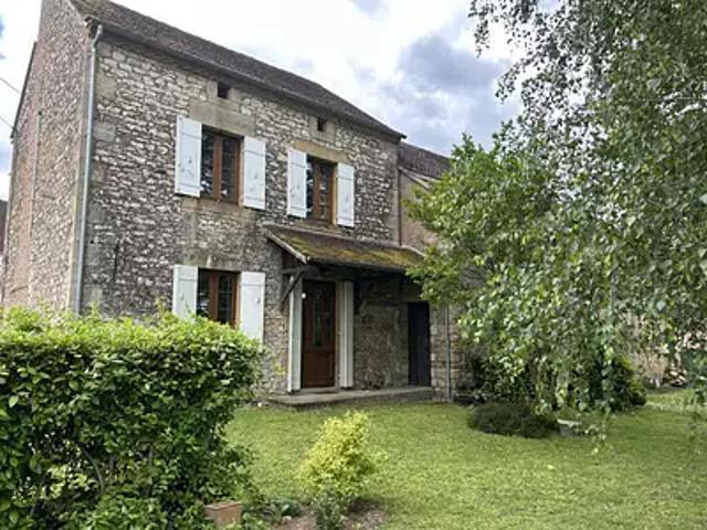 Maison vente à Nontron, Cherveix-cubas