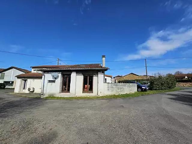 Maison vente à Confolens, Cherves-châtelars