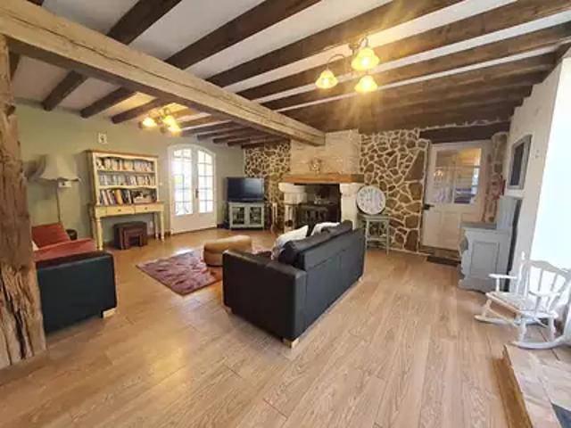Maison vente à Confolens, Cherves-châtelars