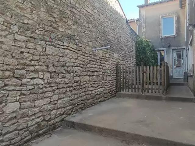 Maison vente à Niort, Cherveux
