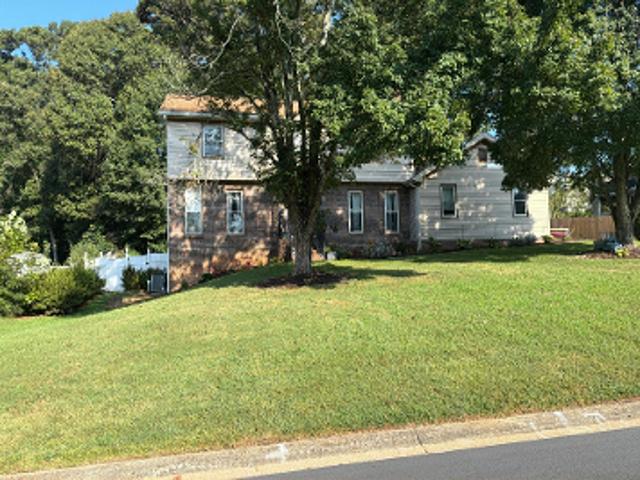 House for sale in Mountain Park, Gwinnett County