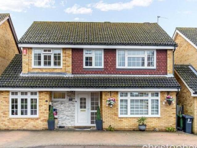 House for sale in Lyons, Greater London