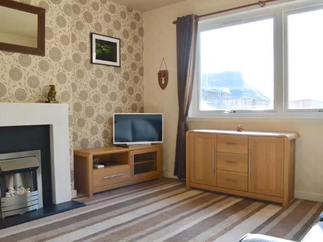 Apartment for rent in Canongate, Old Town