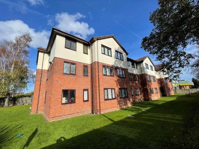 Apartment for rent in Ashford Common, Spelthorne