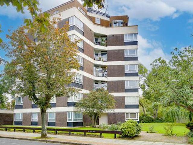 House for sale in Hertfordshire