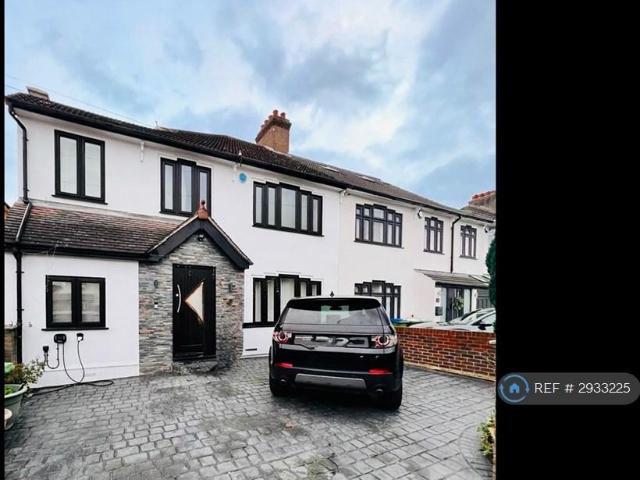 House for rent in Upper Belvedere, Greater London