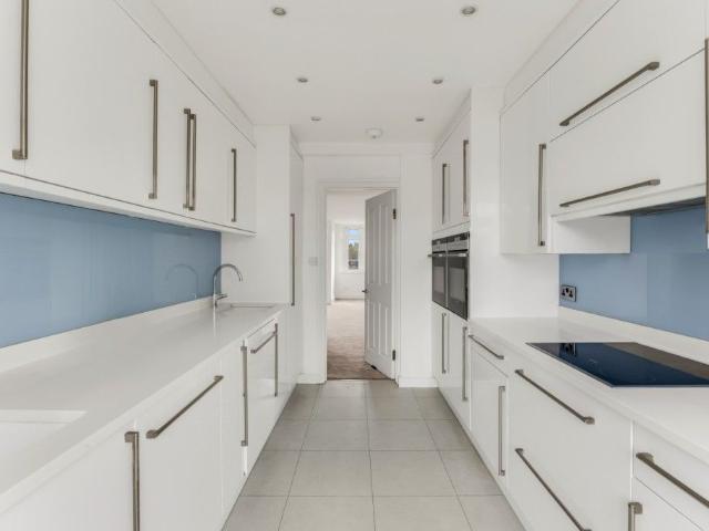 Apartment for rent in London Borough of Barnet, Greater London