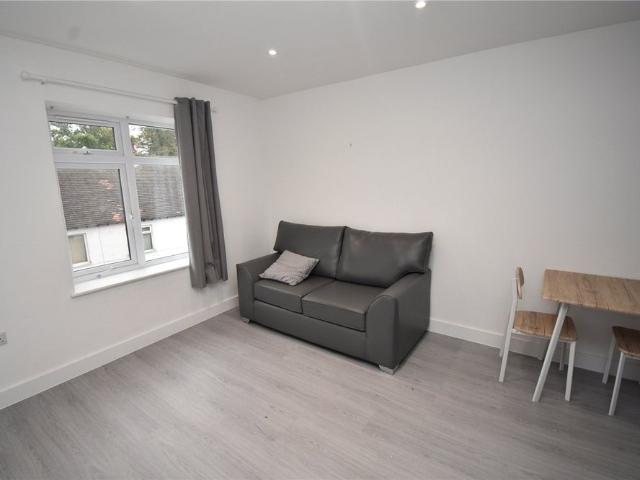 Studio for rent in Rock Ferry, New Ferry