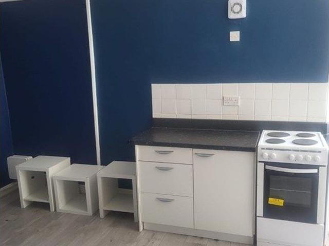 Studio for rent in Sutton Coldfield, West Midlands