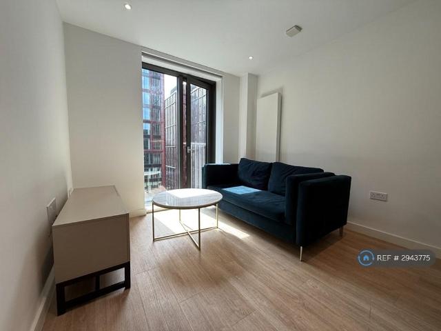 Apartment for rent in City Centre, Georgia
