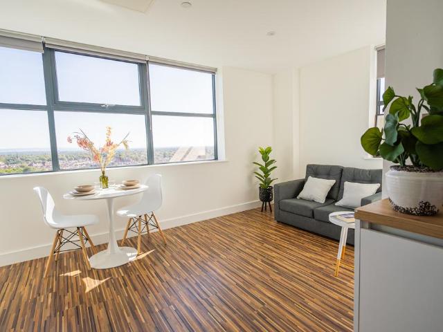 Apartment for rent in Old Trafford, Trafford Park