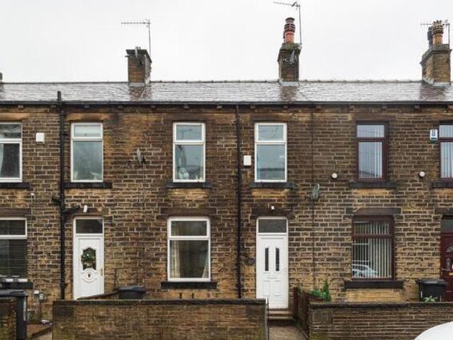 House for sale in Akroydon, Halifax