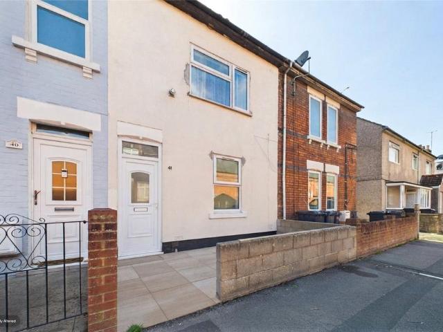 House for rent in Kingshill, Swindon