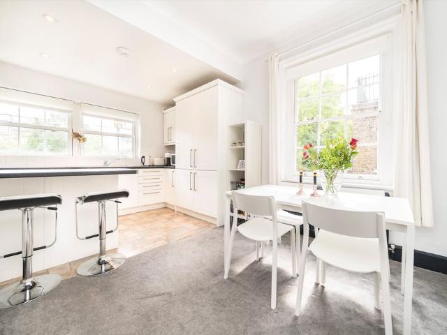 Apartment for rent in Kennington, Greater London