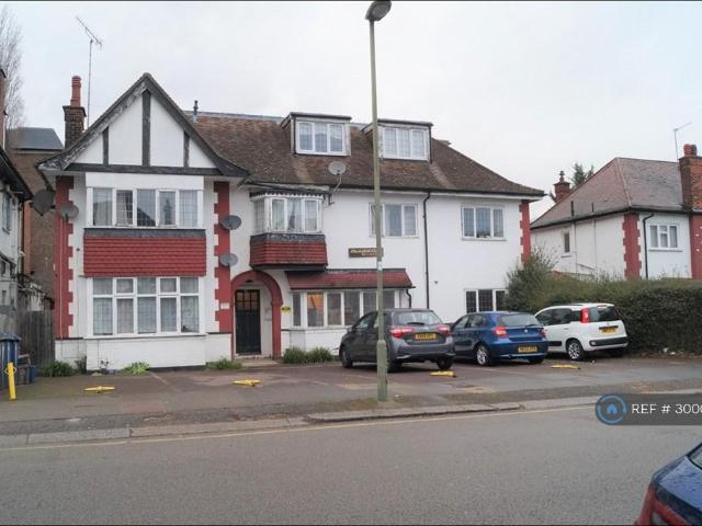 Apartment for rent in Temple Fortune, Greater London