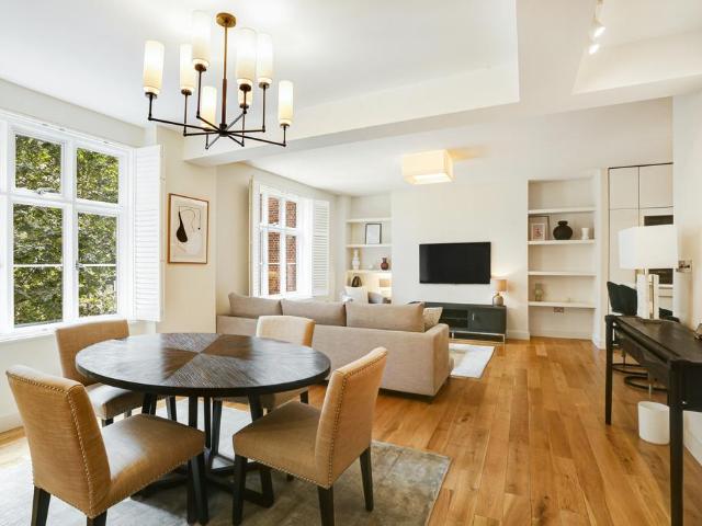 Apartment for rent in Mayfair, Greater London