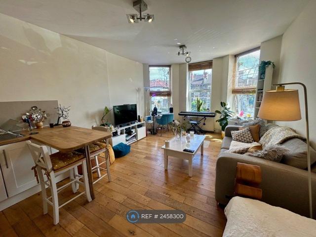 House for rent in St Andrew's, Feckenham