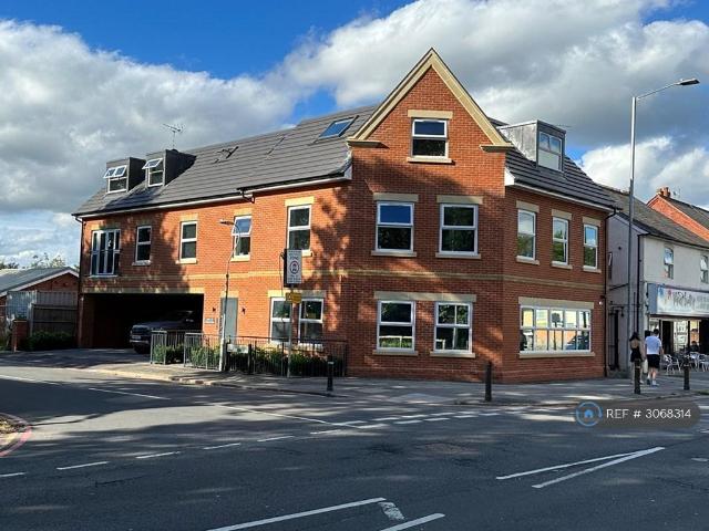 Apartment for rent in The Triangle, Reading
