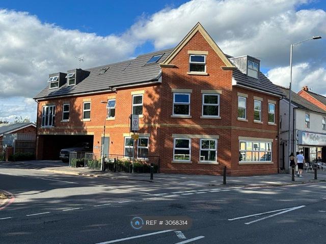 Apartment for rent in Tilehurst, Reading