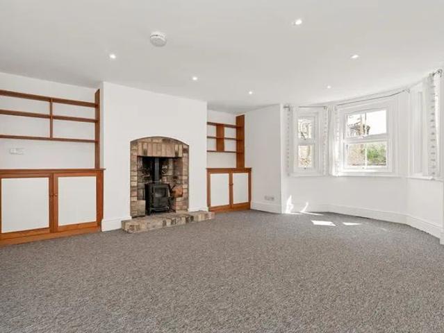 Apartment for rent in Arbury, Cambridgeshire