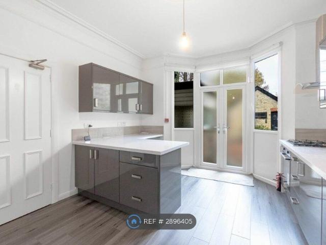 House for rent in Chesterton, Arbury