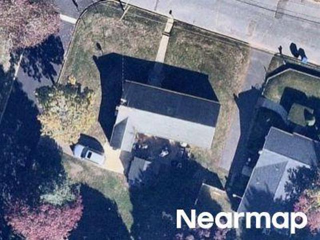House for sale in Atlantic Highlands