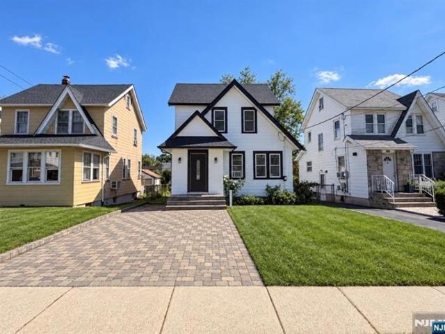 House for sale in Teaneck Township, Bergen County