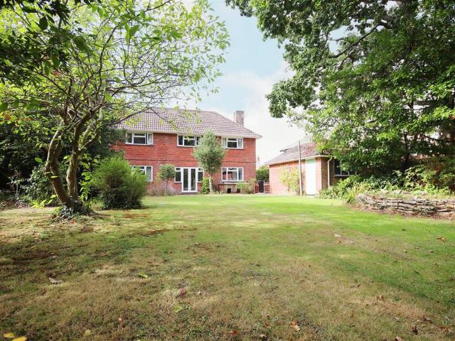 House for rent in Old Milton, New Forest