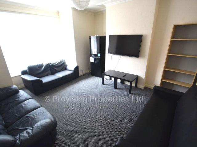 House for rent in Hyde Park, Leeds